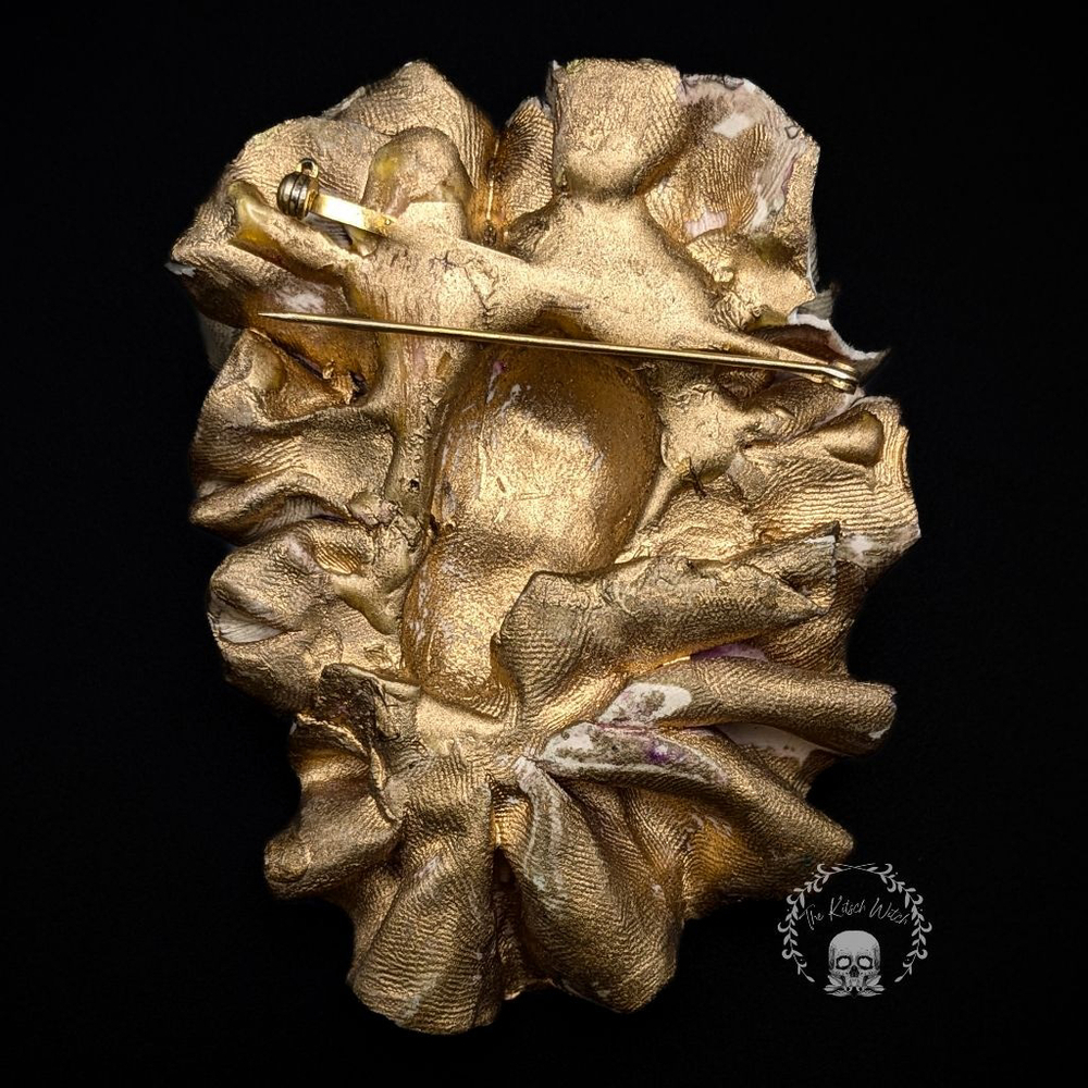Incredible Sculpted Ceramic Brooch of Witchy Woman with Roses Handcrafted - Picture 6 of 8